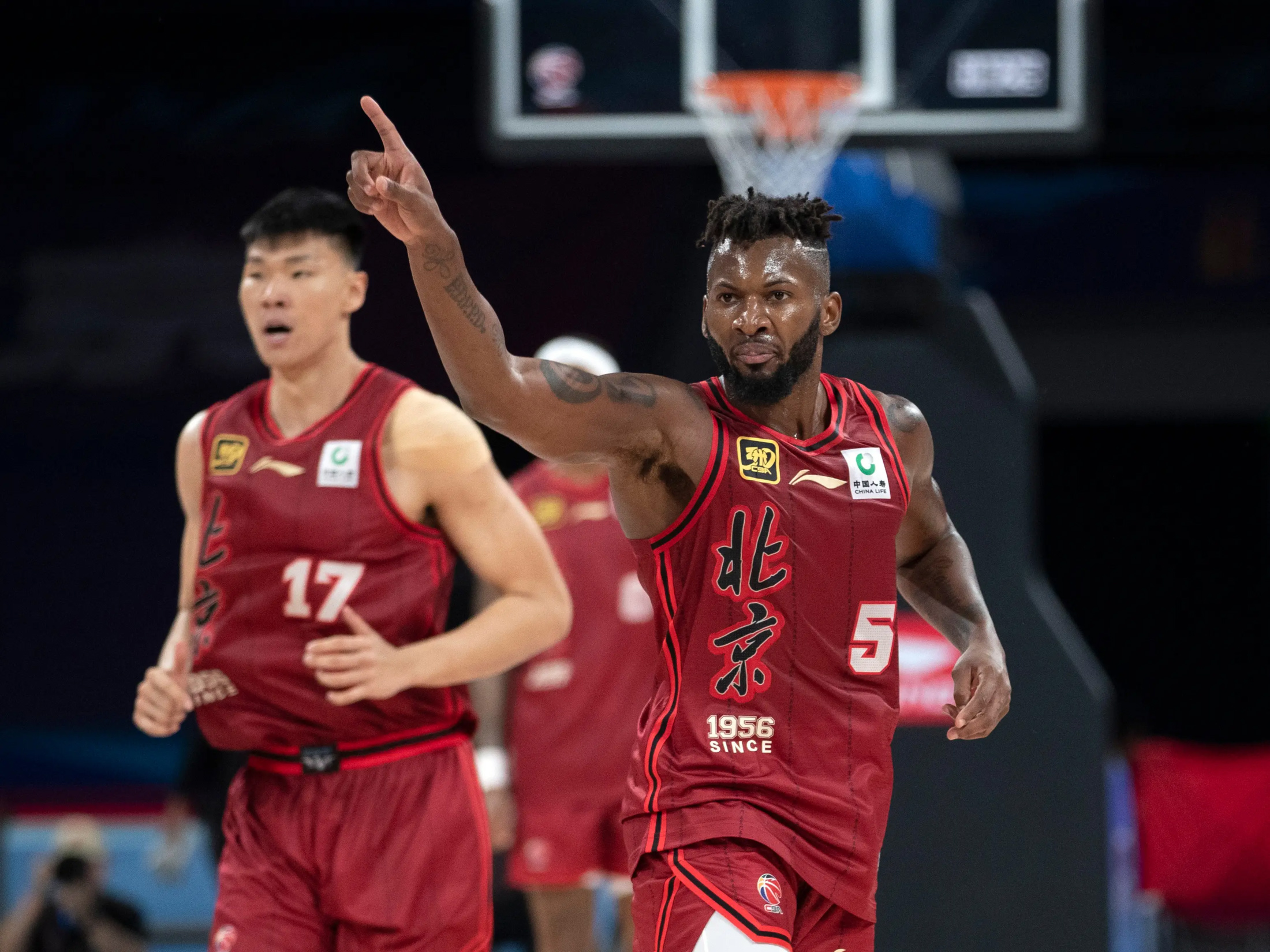 爱游戏-包含今晨北京国安队长鼓劲——NBA常规赛节点到来；管理层满意；心理建设被强调的词条