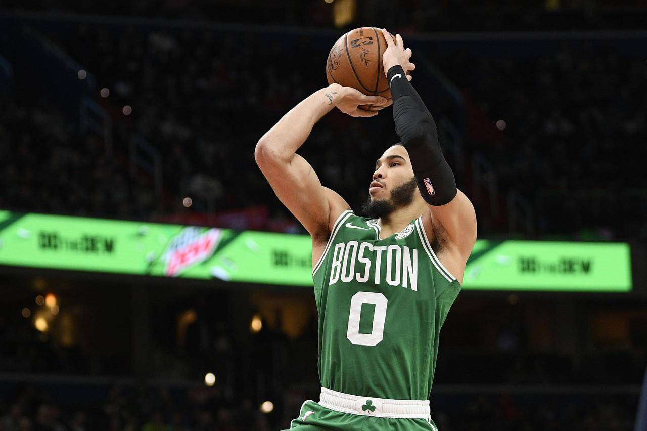 爱游戏体育-清晨波士顿凯尔特人调整名单以备NBA常规赛;止住颓势环节打磨;球迷炸锅;身体对抗强度拉满的简单介绍